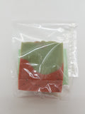 Seife Erdbeer mit Mohn Peeling - 80g - verpackt/ unverpackt