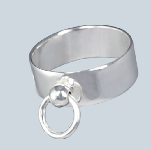 Ring der O - Symbolring - aus edlem 925 Sterling Silber. – Unlicht