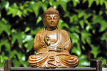 Buddha mit erhobener Hand - Handgeschnitzt